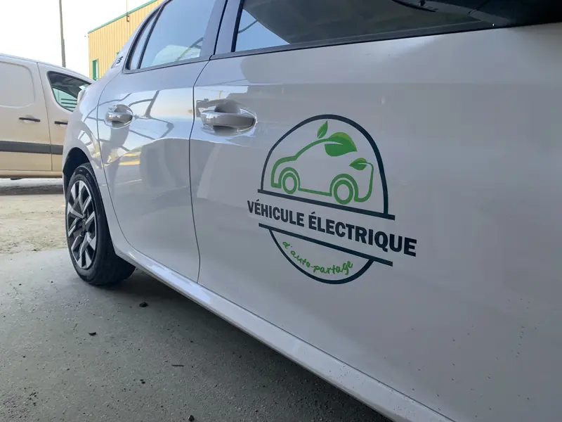 Flocage véhicule publicitaire à Domfront
